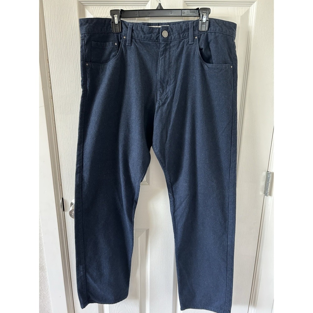 Calvin Klein Men's Straight Leg Jean, 38x32, Navy Blue